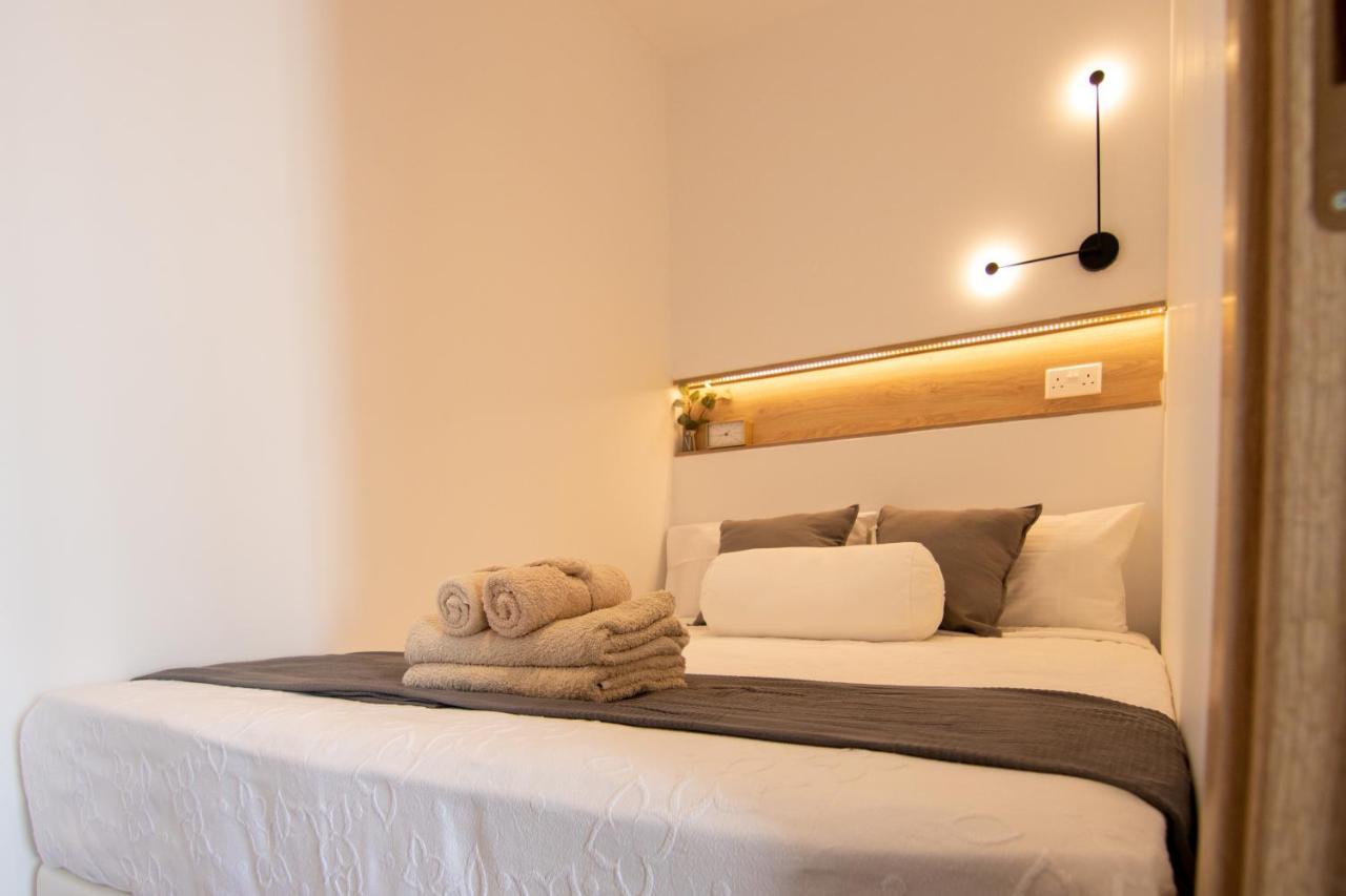 Phaedrus Living Seaview Modern Flat Lighthouse 52 Appartement Paphos Buitenkant foto